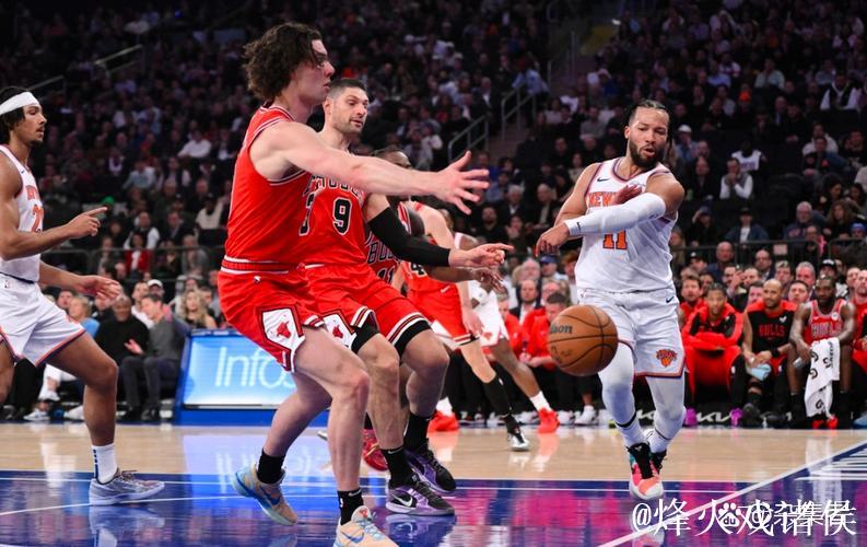 唐斯砍下31+10助尼克斯终结猛龙8连败 雄鹿狂胜公牛 唐斯砍下31+10助尼克斯终结猛龙8连败 雄鹿狂胜公牛